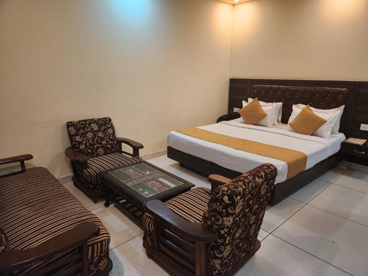 Hotel City Lite Delhi Nowe Delhi Zewnętrze zdjęcie